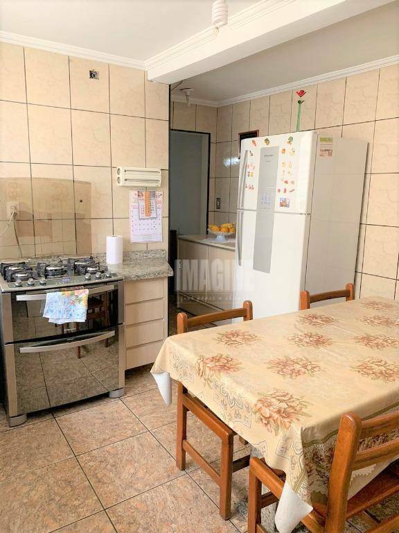 Sobrado à venda com 2 quartos, 100m² - Foto 5