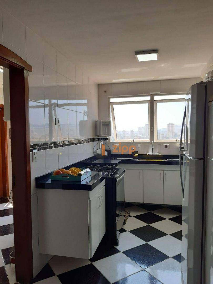 Apartamento à venda com 3 quartos, 130m² - Foto 11