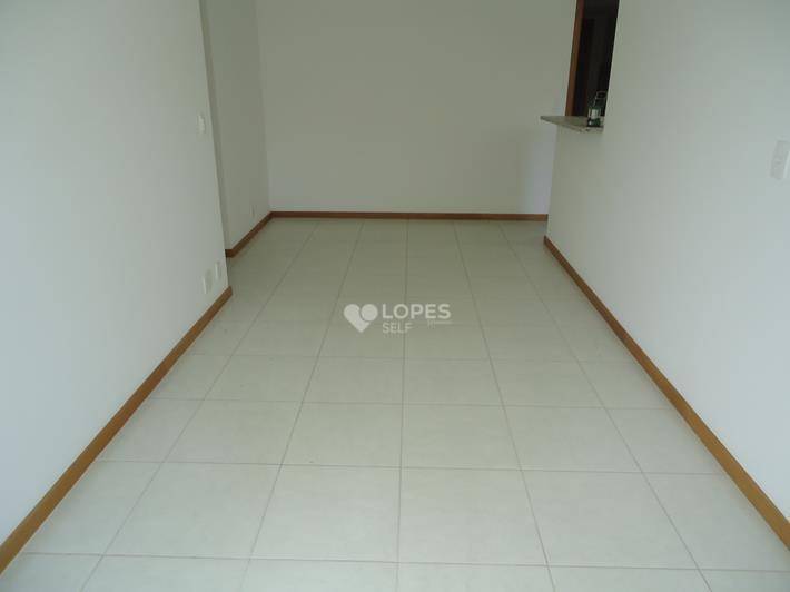 Apartamento à venda com 2 quartos, 56m² - Foto 2