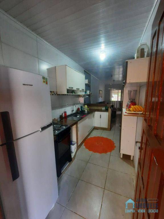 Casa à venda com 2 quartos, 53m² - Foto 8