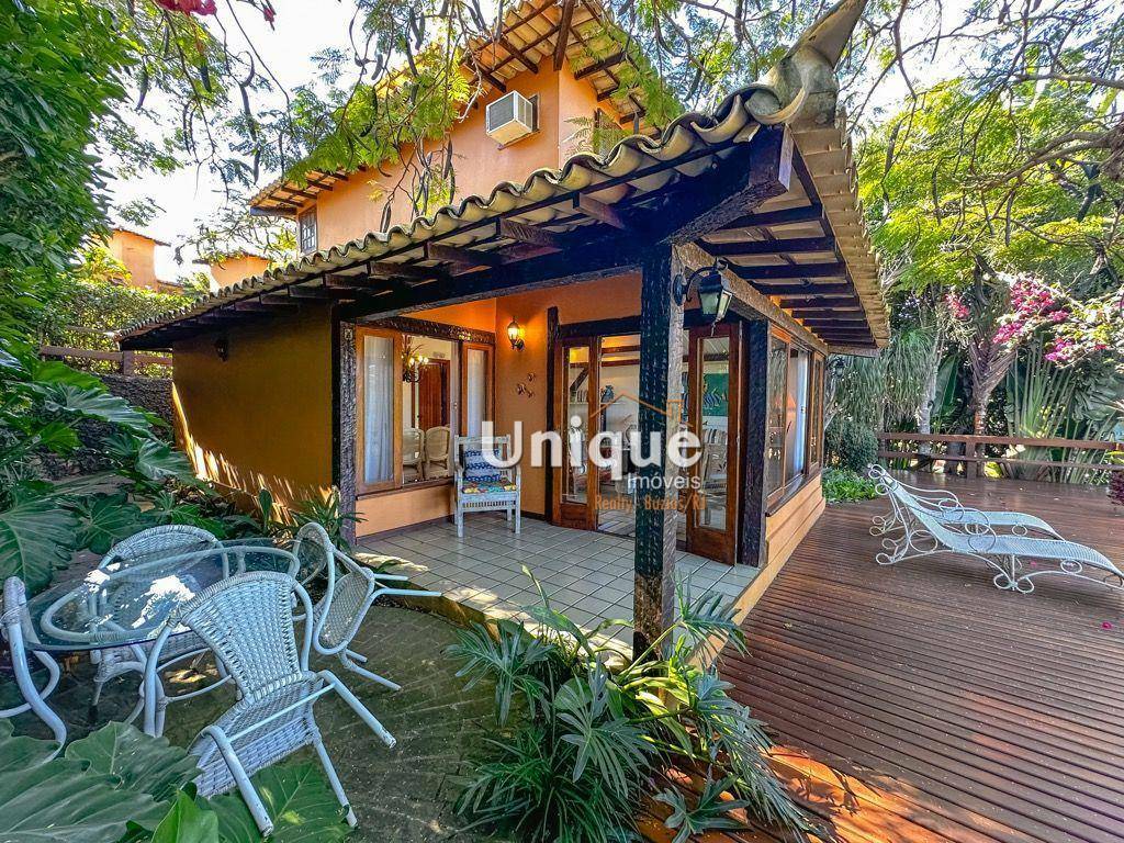 Casa de Condomínio à venda com 4 quartos, 160m² - Foto 2