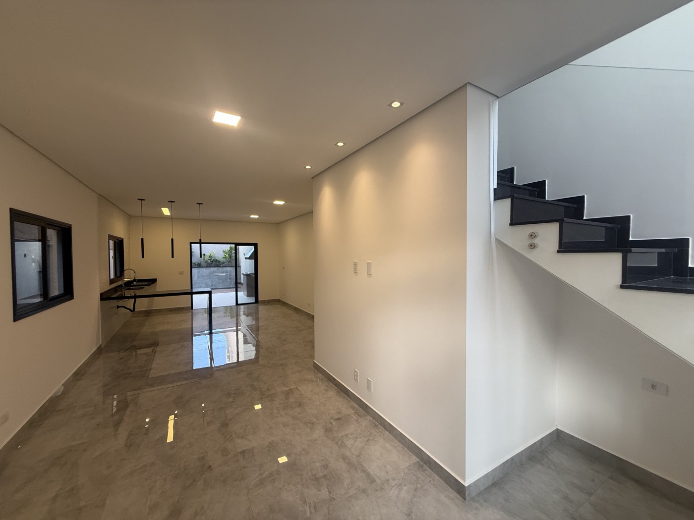 Casa à venda com 3 quartos, 135m² - Foto 7
