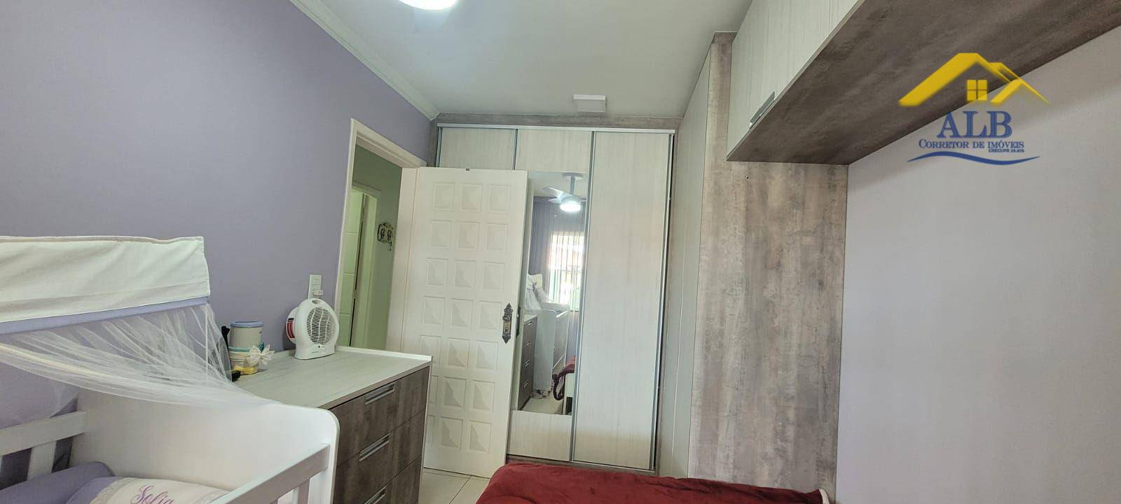 Casa à venda com 3 quartos, 100m² - Foto 13