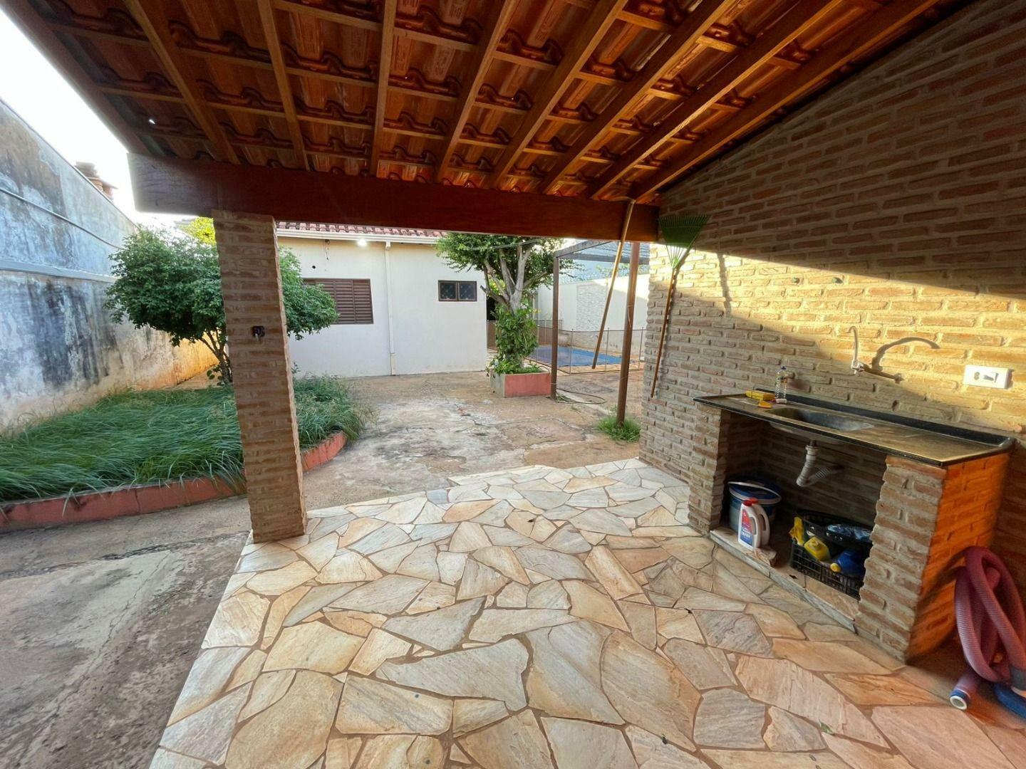 Casa à venda com 3 quartos, 176m² - Foto 18