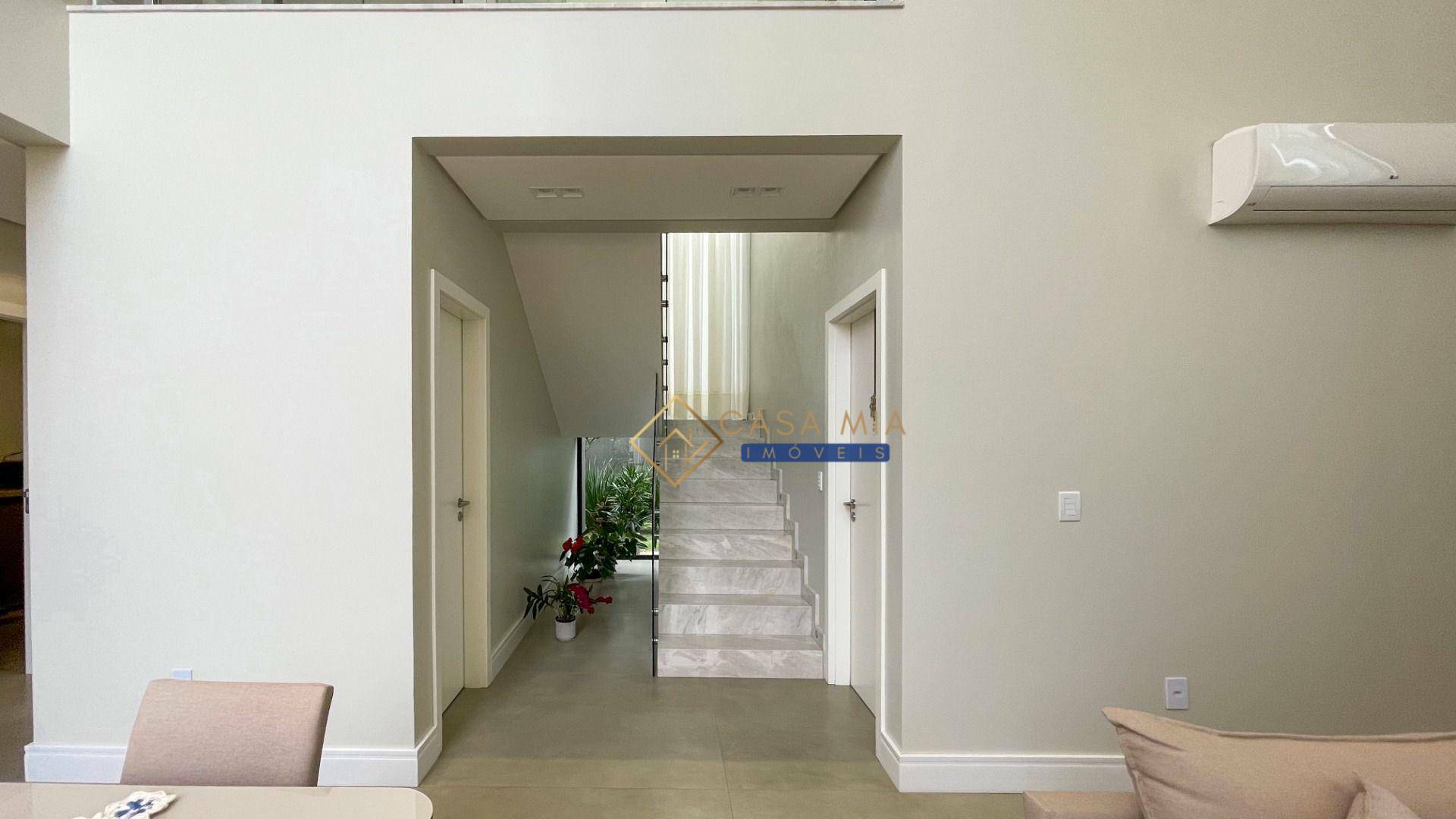 Casa de Condomínio à venda com 4 quartos, 370m² - Foto 29