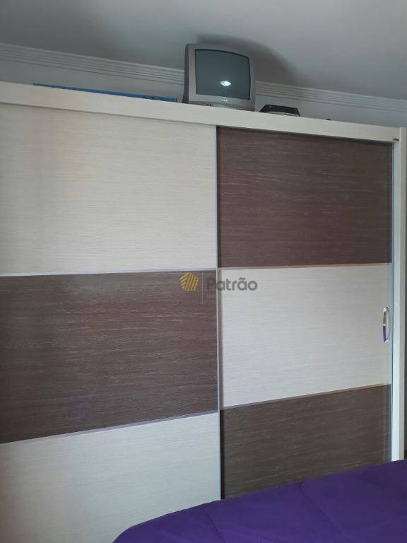 Apartamento à venda com 2 quartos, 70m² - Foto 6