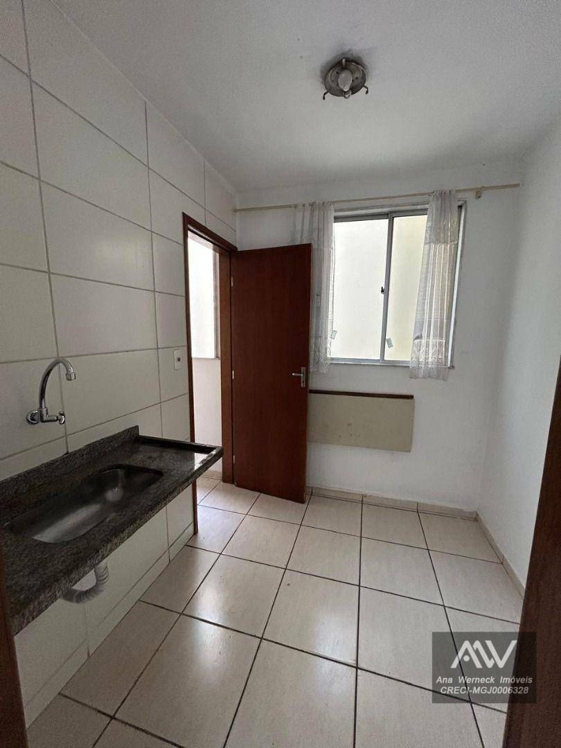 Apartamento à venda com 2 quartos, 62m² - Foto 15