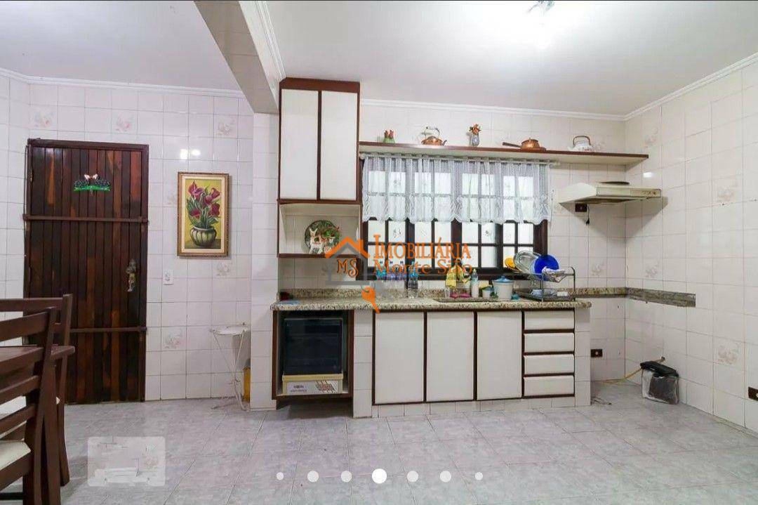 Sobrado à venda com 3 quartos, 232m² - Foto 3