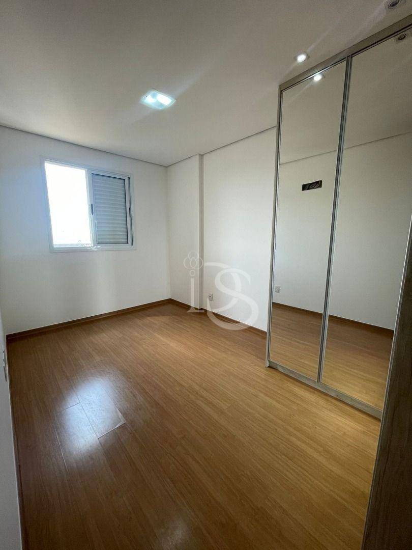 Apartamento, 3 quartos, 77 m² - Foto 3