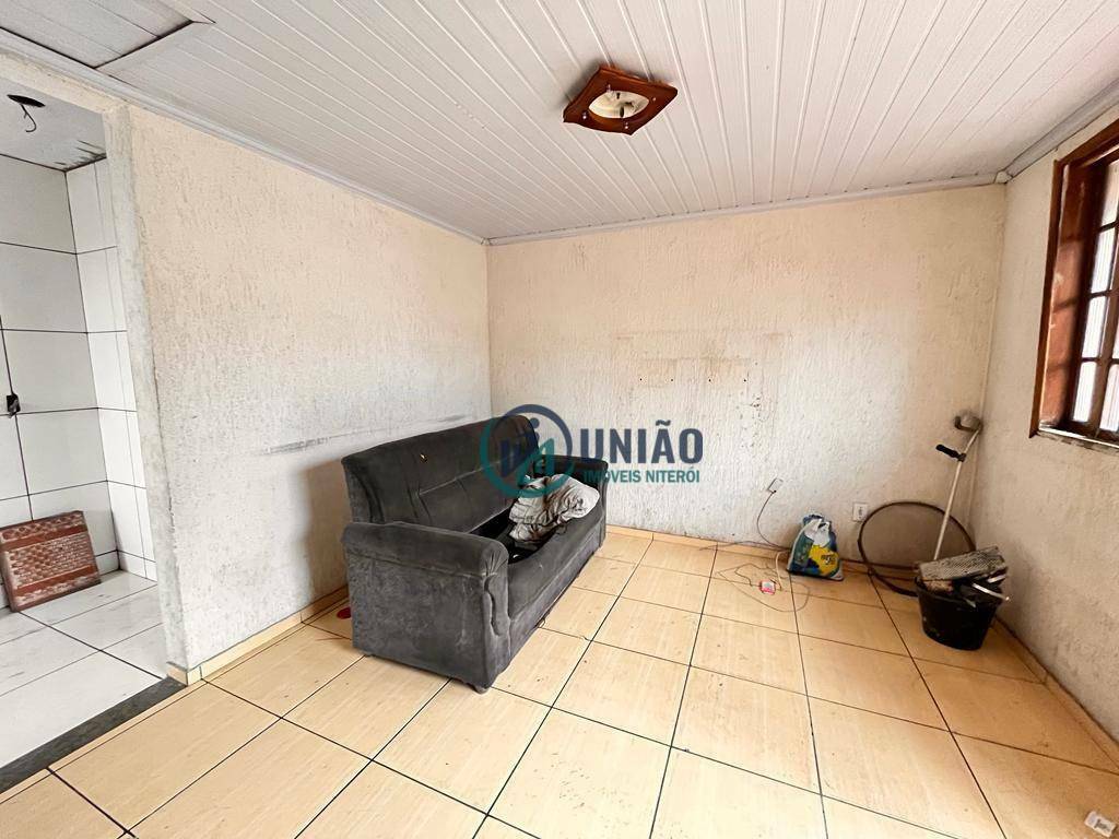 Casa à venda com 3 quartos, 150m² - Foto 14