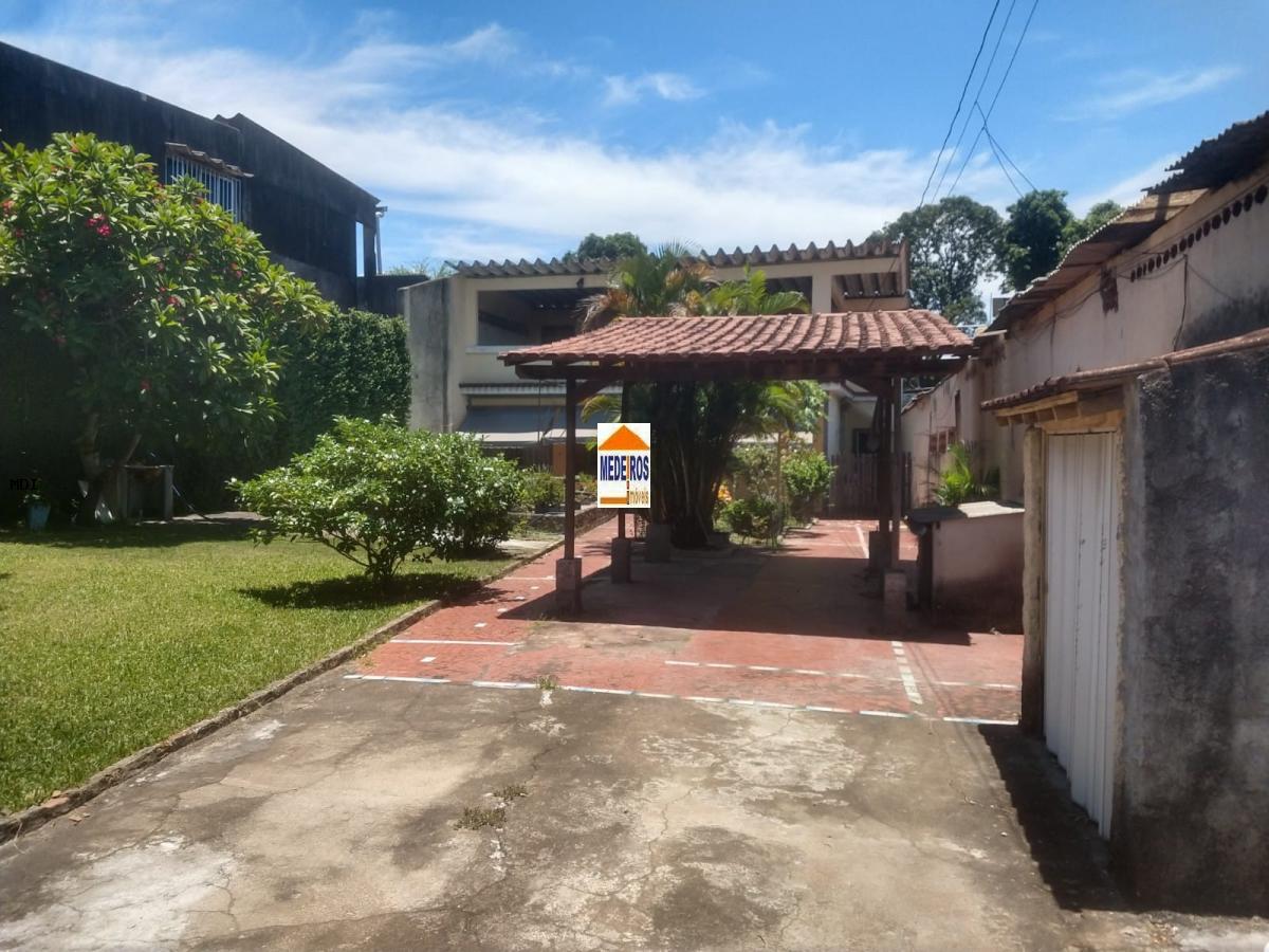 Casa à venda com 4 quartos, 600m² - Foto 5