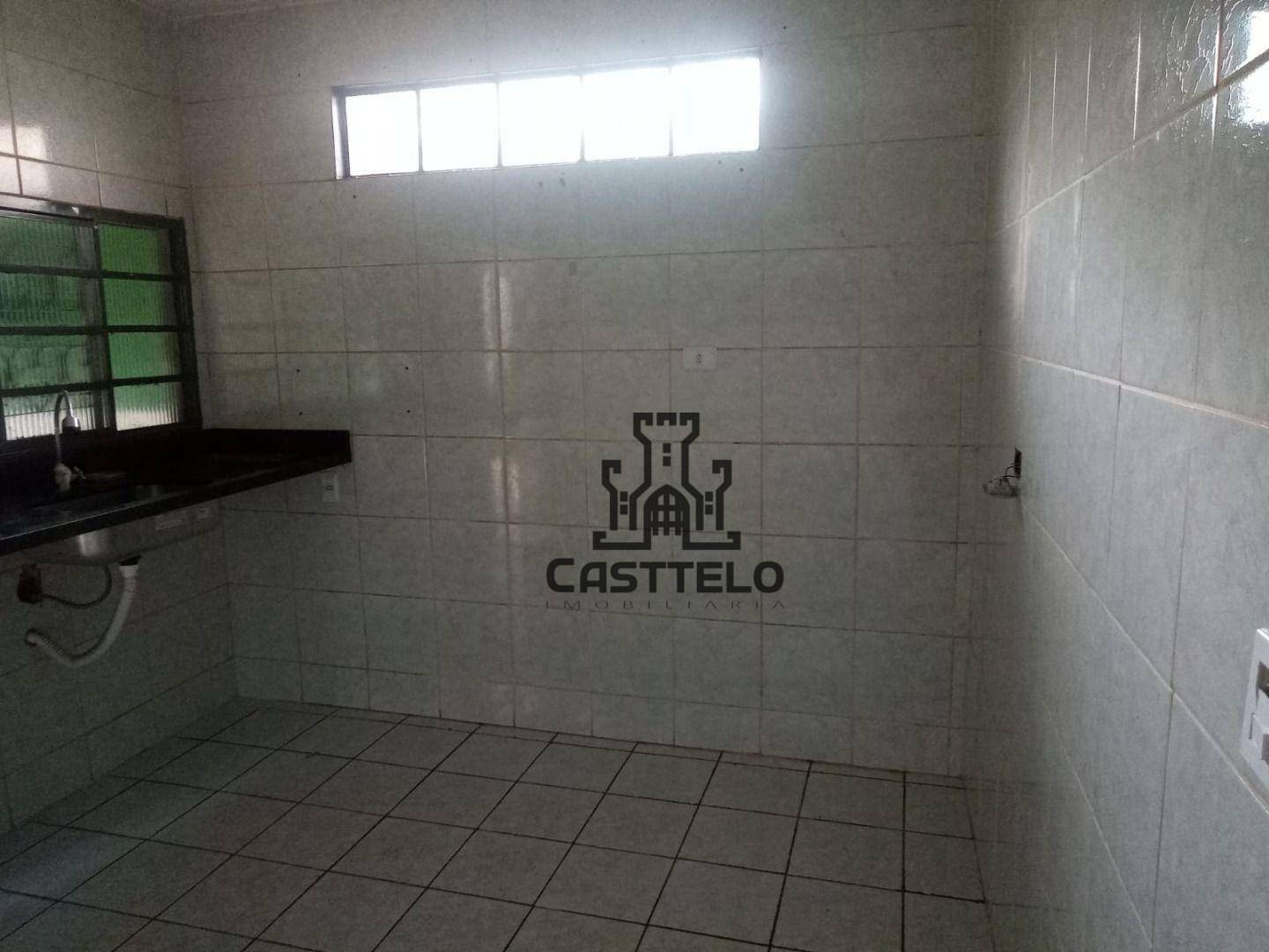 Casa à venda com 3 quartos, 70m² - Foto 16