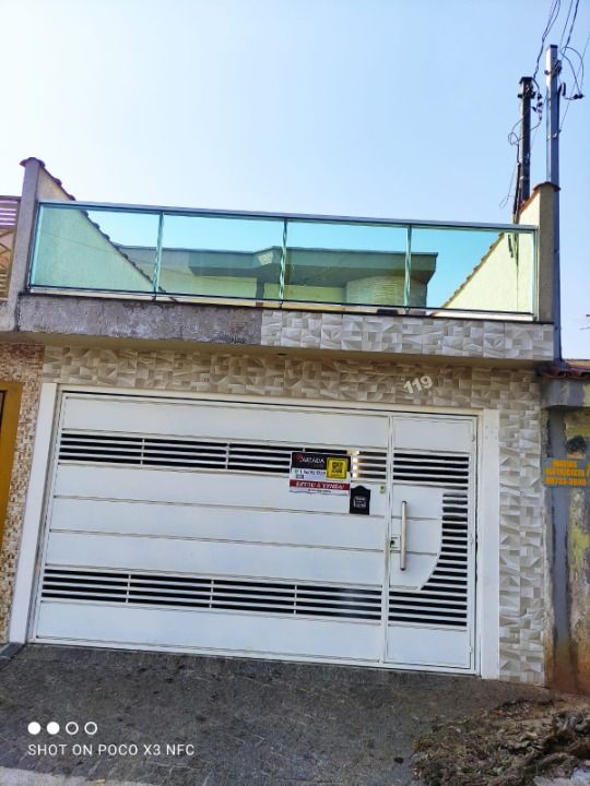 Sobrado à venda com 3 quartos, 130m² - Foto 2