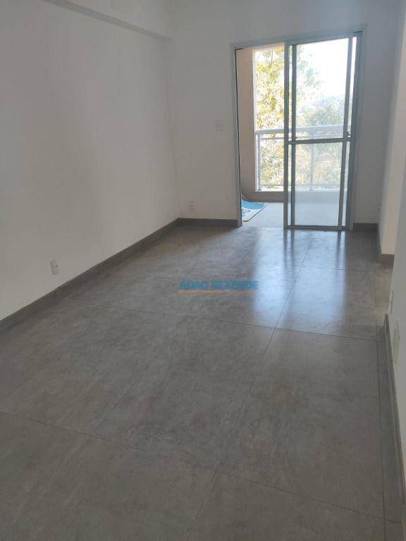 Apartamento à venda com 2 quartos, 60m² - Foto 1