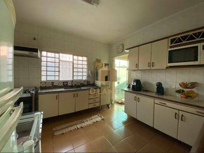 Casa à venda com 3 quartos, 135m² - Foto 10