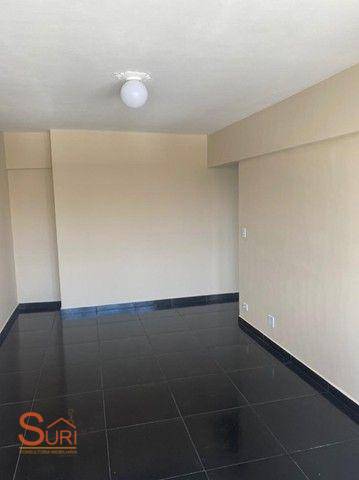 Apartamento à venda com 3 quartos, 97m² - Foto 3