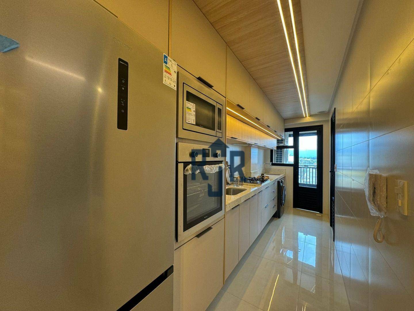 Apartamento à venda com 2 quartos, 76m² - Foto 9