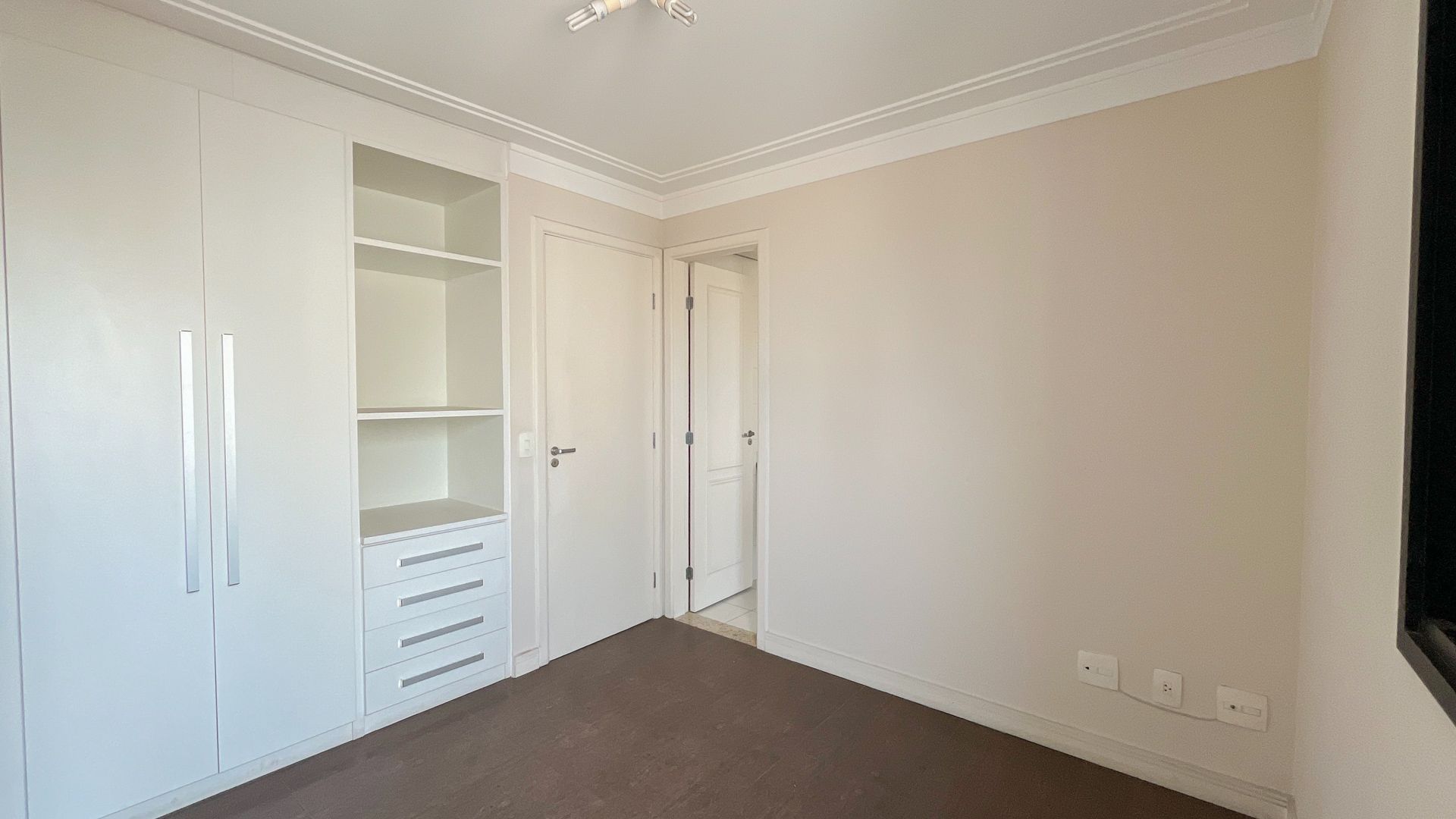 Apartamento à venda com 3 quartos, 151m² - Foto 20