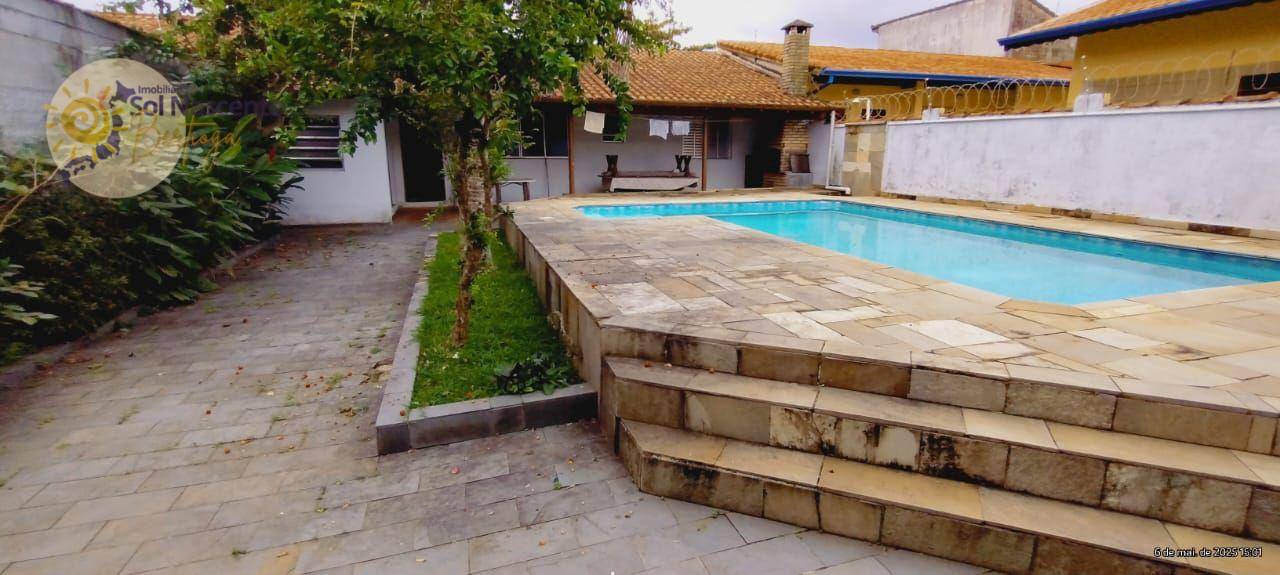 Casa para alugar com 3 quartos, 240m² - Foto 15