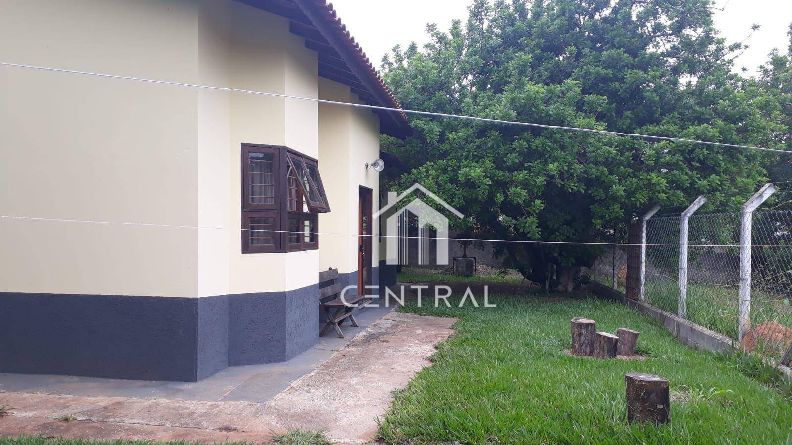 Chácara, 2 quartos, 3000 m² - Foto 1