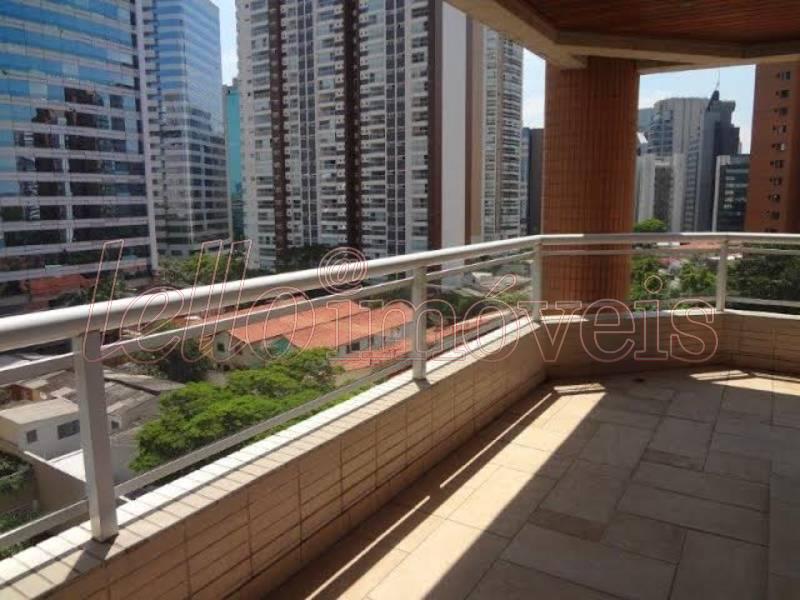 Apartamento para alugar com 3 quartos, 205m² - Foto 9