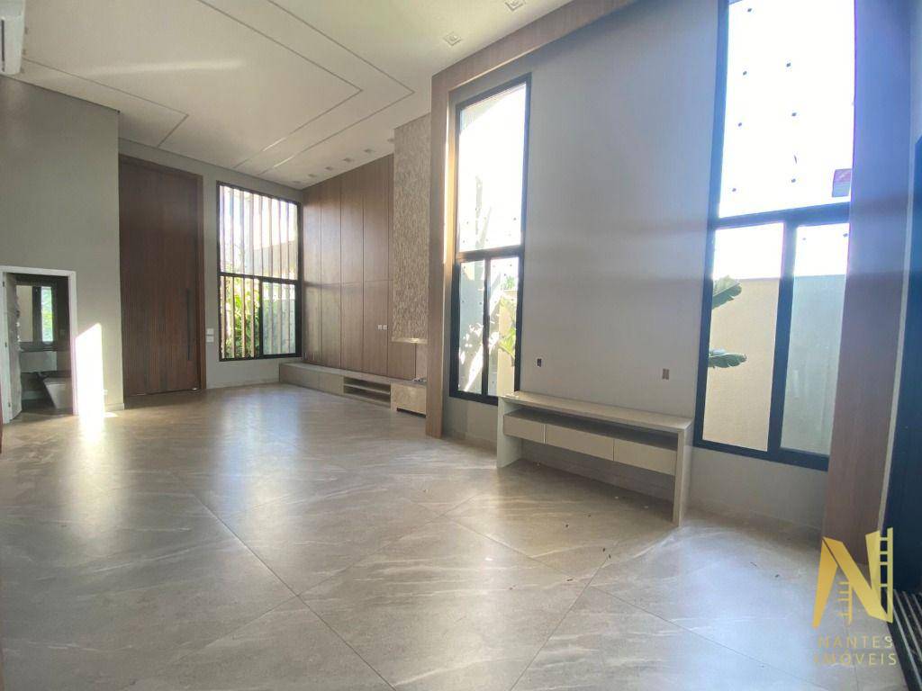 Casa à venda com 3 quartos, 300m² - Foto 17