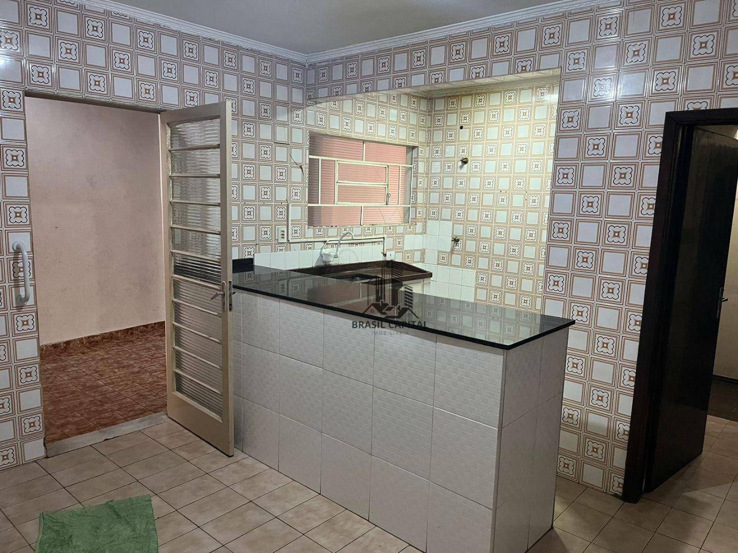 Casa para alugar com 3 quartos, 179m² - Foto 16