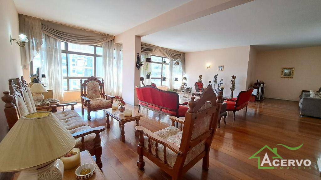 Apartamento à venda com 4 quartos, 224m² - Foto 5