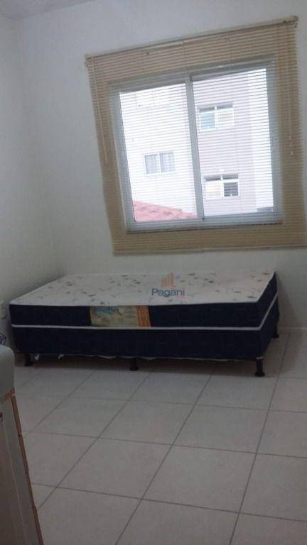Apartamento à venda com 2 quartos, 64m² - Foto 12