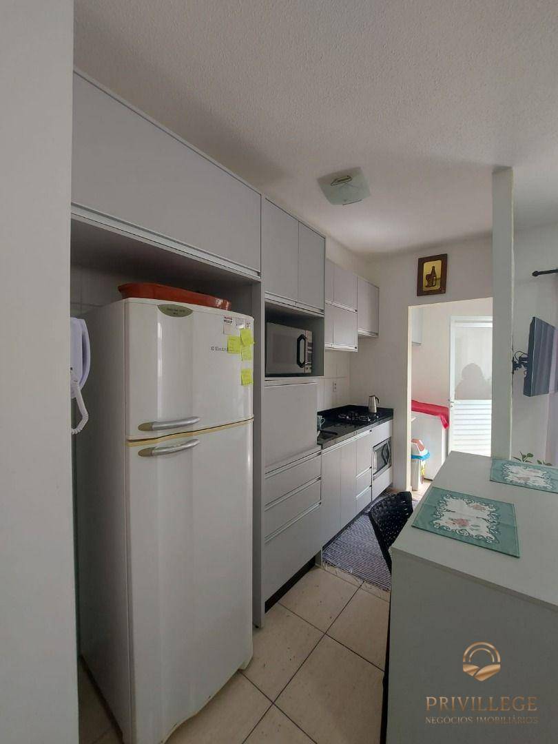 Apartamento à venda com 2 quartos, 58m² - Foto 3