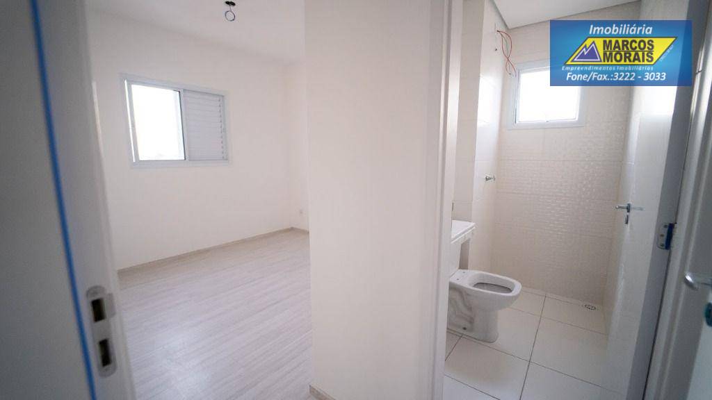 Apartamento à venda com 2 quartos, 60m² - Foto 12