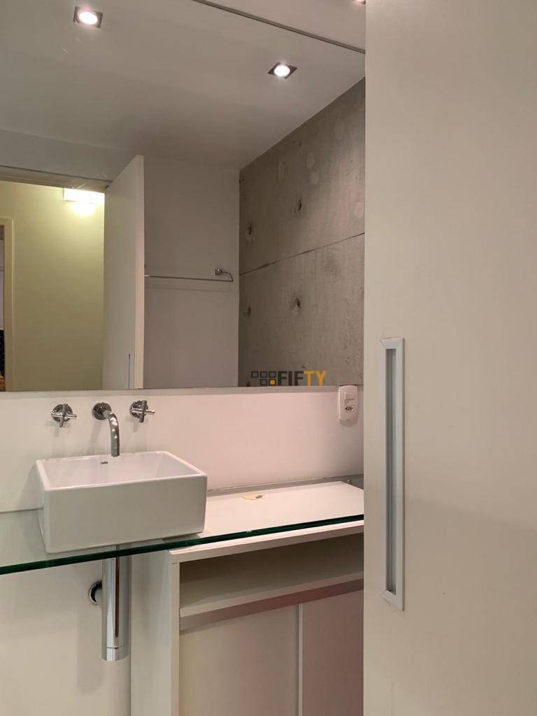 Apartamento à venda e aluguel com 2 quartos, 70m² - Foto 13