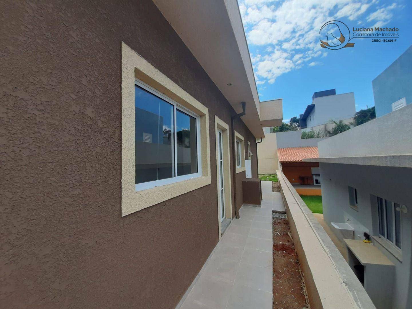 Casa à venda com 2 quartos, 65m² - Foto 13