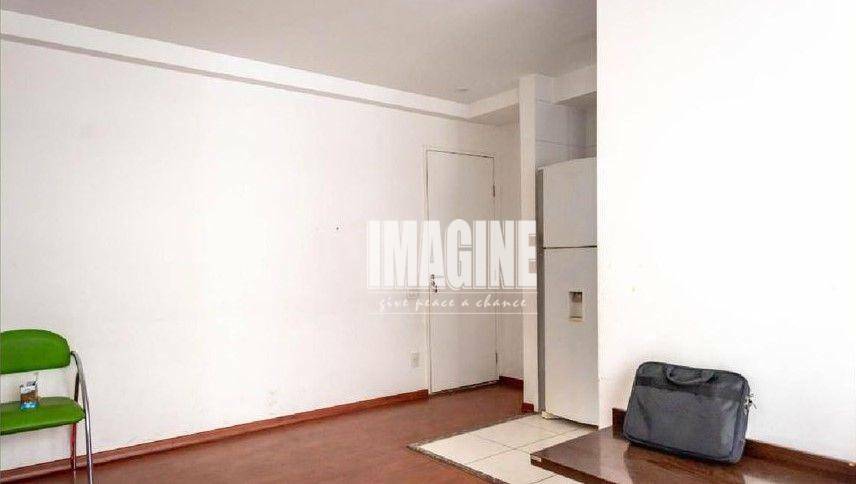 Apartamento à venda com 2 quartos, 60m² - Foto 3