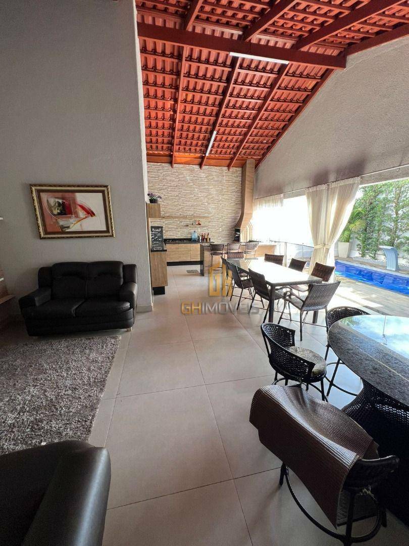 Casa à venda com 3 quartos, 240m² - Foto 15