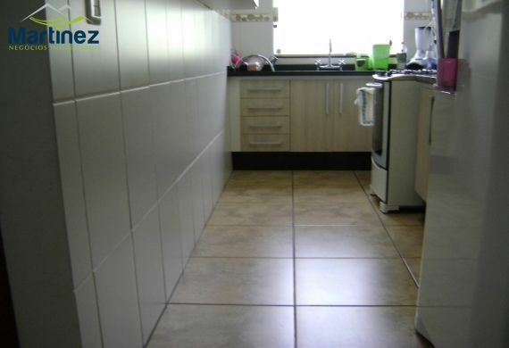 Casa à venda com 3 quartos, 220m² - Foto 9