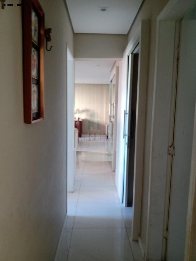 Apartamento à venda com 3 quartos, 140m² - Foto 13