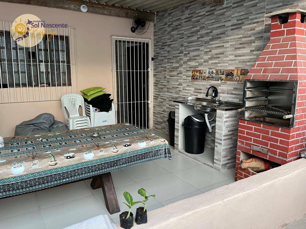 Casa para alugar com 2 quartos, 92m² - Foto 2