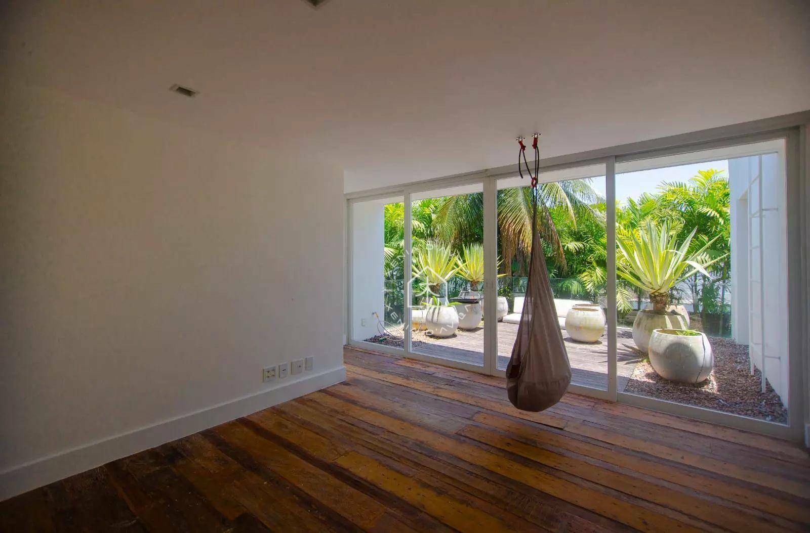 Casa de Condomínio à venda com 4 quartos, 480m² - Foto 4