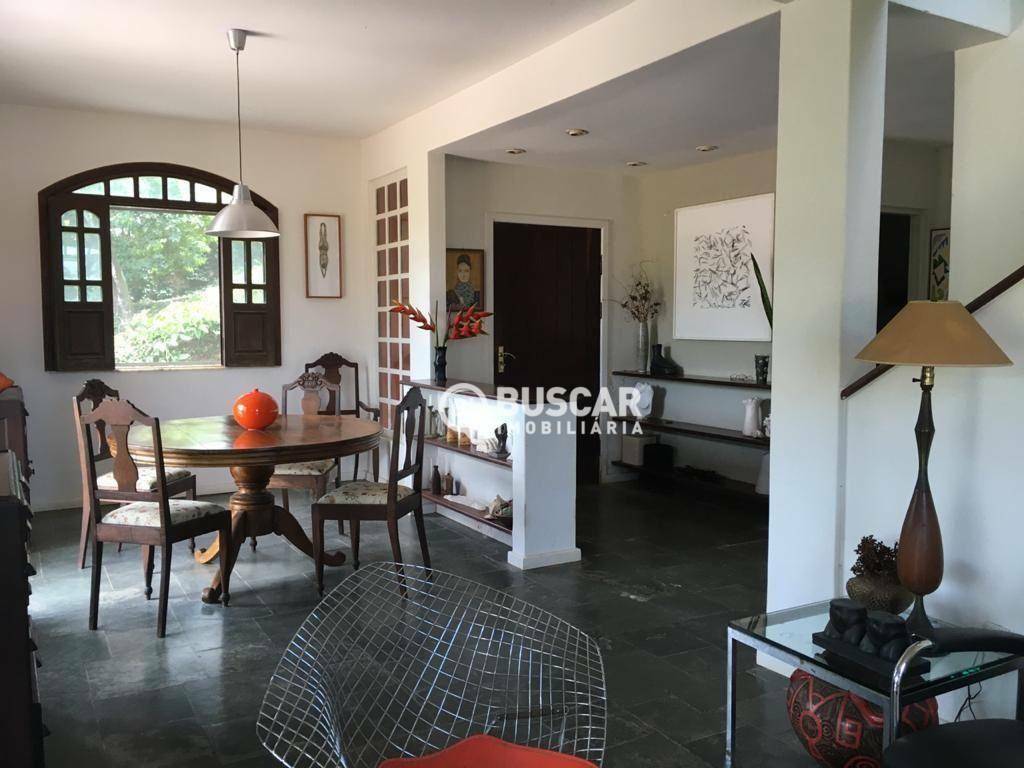 Casa à venda com 5 quartos, 345m² - Foto 9