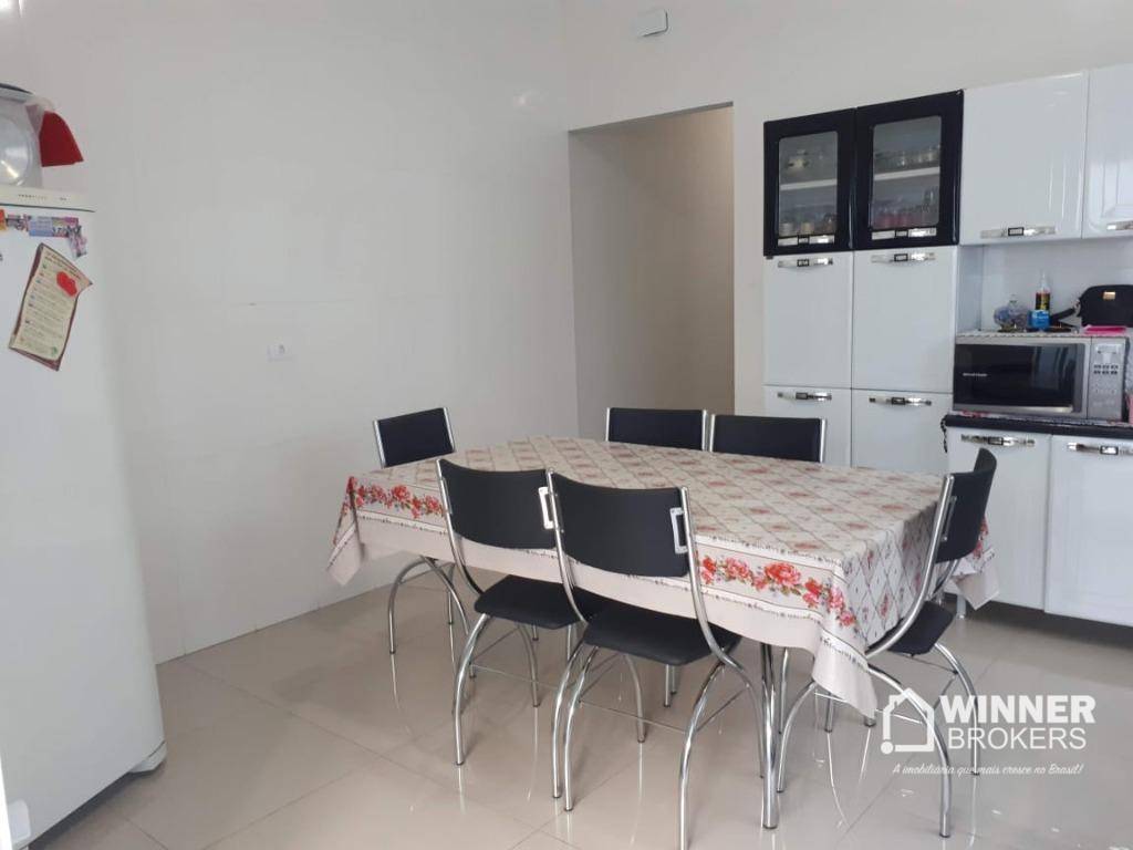 Casa à venda com 2 quartos, 93m² - Foto 9