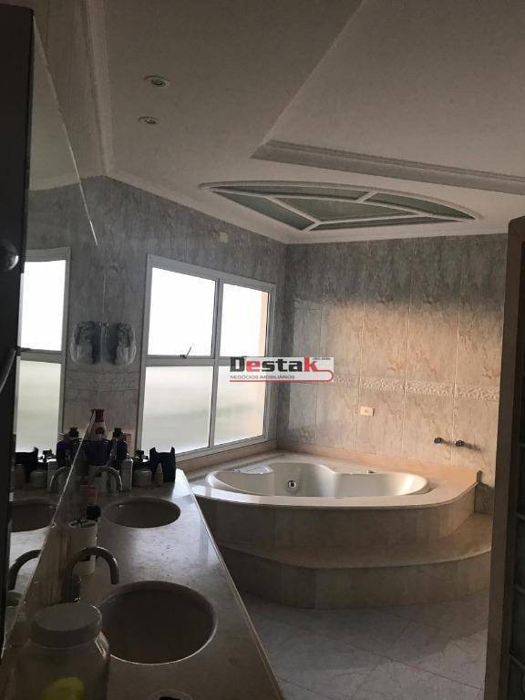 Sobrado à venda com 5 quartos, 600m² - Foto 44