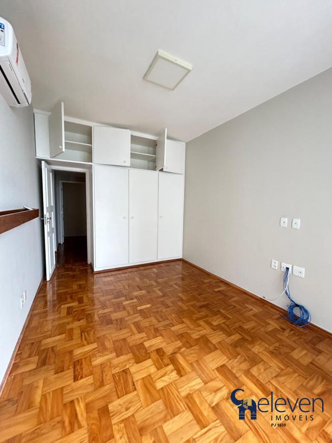 Apartamento à venda com 4 quartos - Foto 4