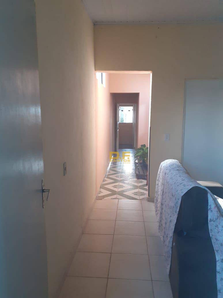 Casa à venda com 5 quartos, 1m² - Foto 30