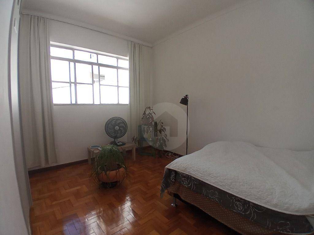 Apartamento à venda com 3 quartos, 140m² - Foto 18