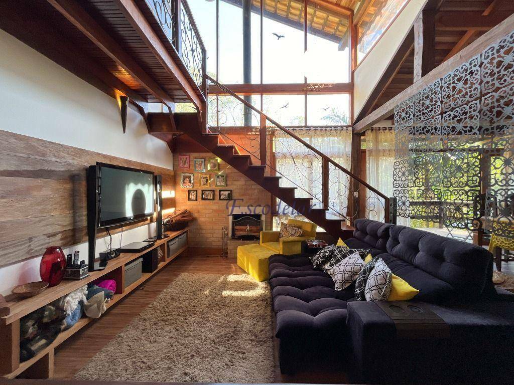 Casa de Condomínio à venda com 3 quartos, 241m² - Foto 10