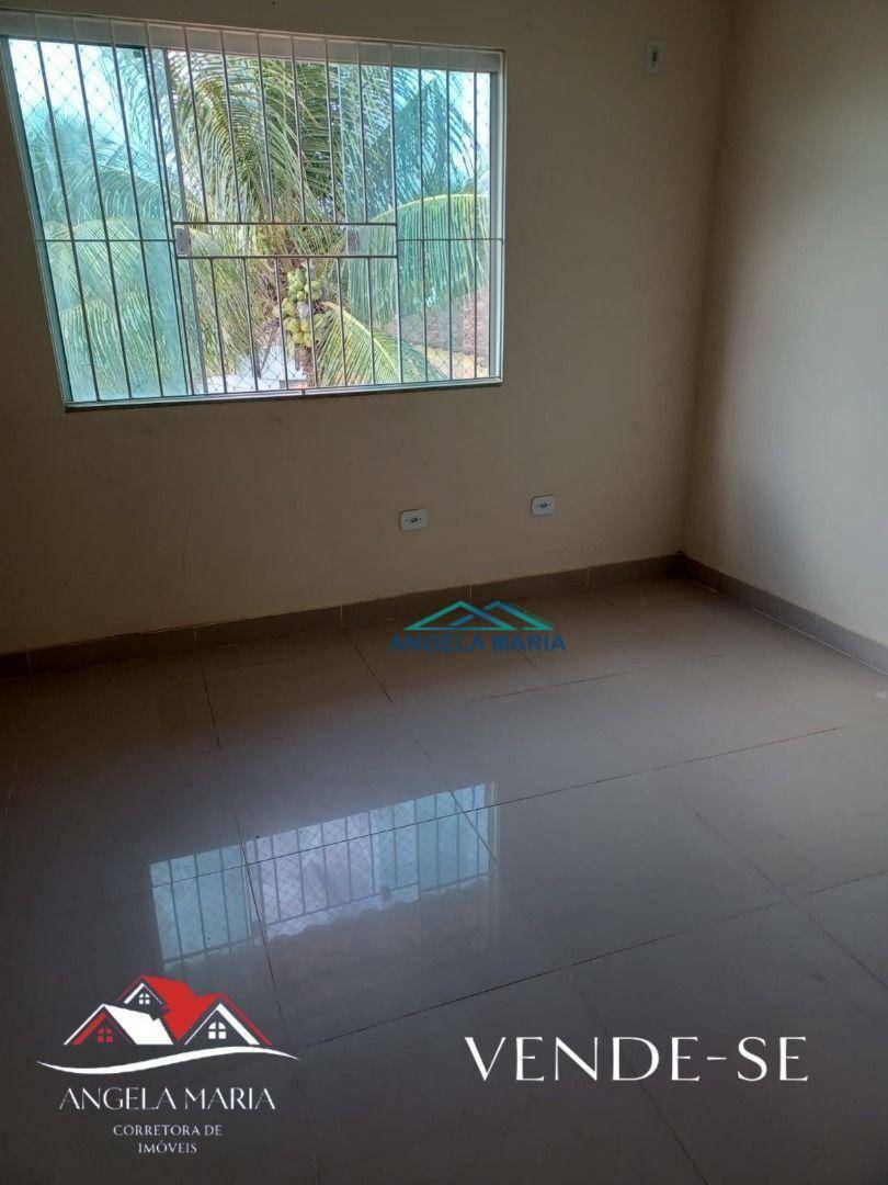 Casa à venda com 3 quartos - Foto 1