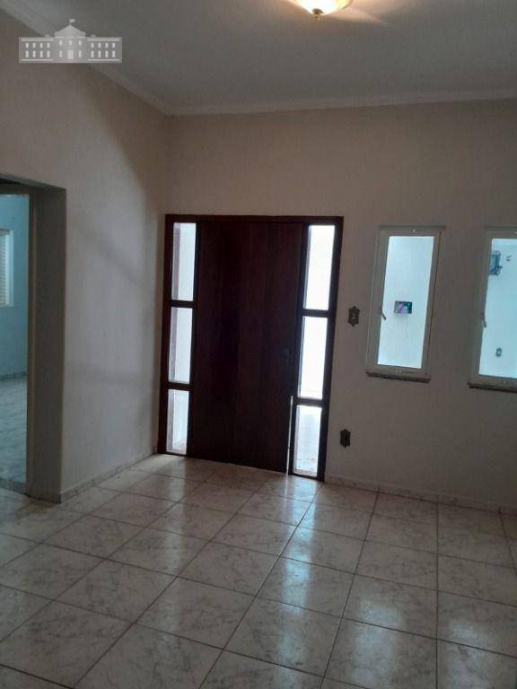 Casa à venda com 4 quartos, 231m² - Foto 15