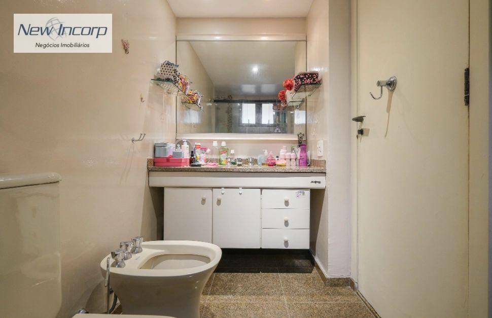 Apartamento à venda e aluguel com 4 quartos, 270m² - Foto 29