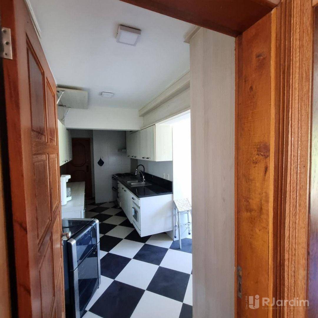 Apartamento para alugar com 4 quartos, 302m² - Foto 21